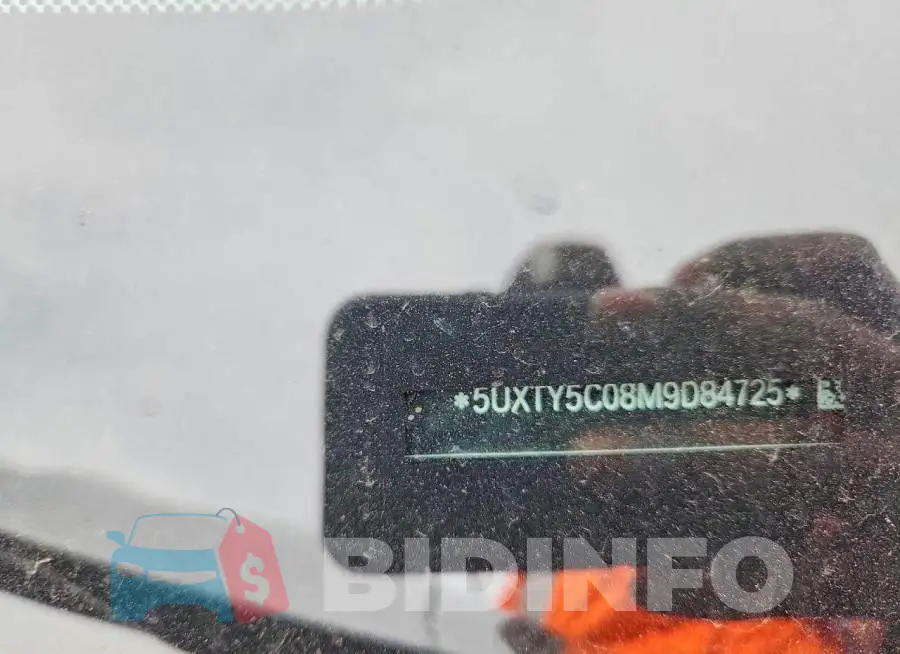 5UXTY5C08M9D84725 Photo# 14
