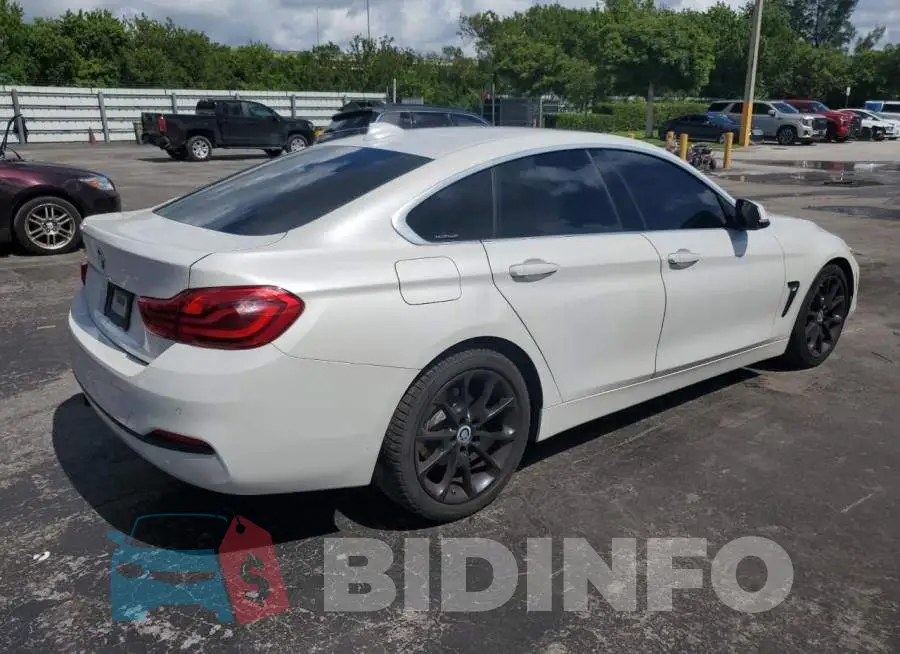 WBA4J1C55JBG76171 Photo# 3