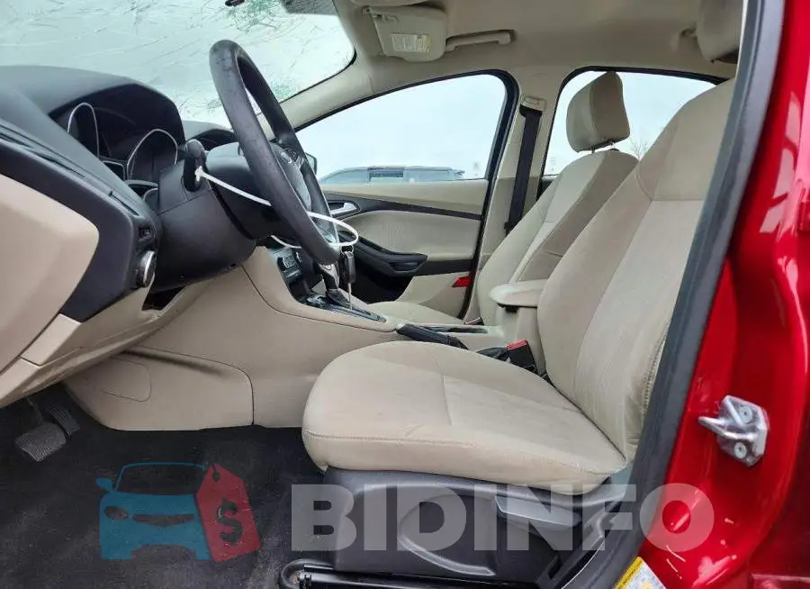 1FADP3F27HL270849 Photo# 7