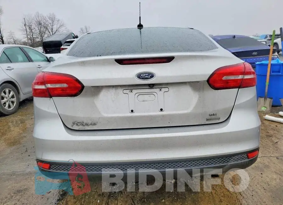 1FADP3FE2JL306740 Photo# 6