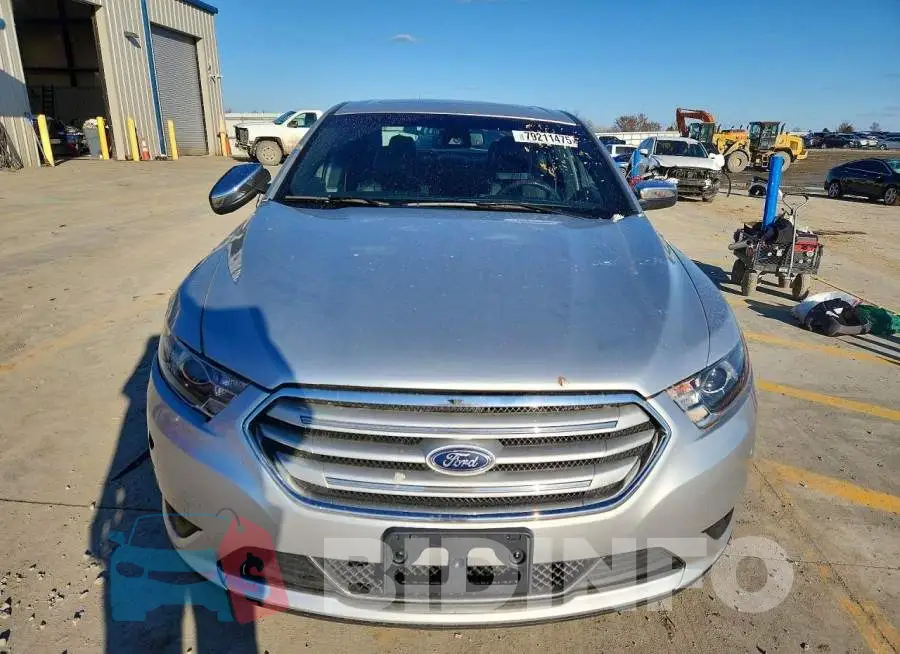 1FAHP2F83JG116069 Photo# 5