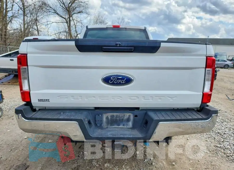 1FT7X2B63HEE62235 Photo# 6
