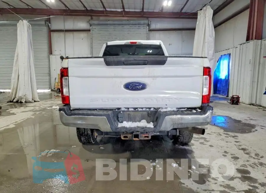 1FT7X2B69KED80257 Photo# 6
