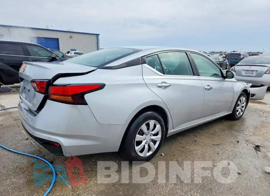 1N4BL4BV2PN341287 Photo# 3