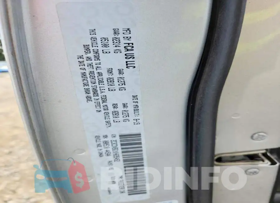 2C3CDXBG1KH695452 Photo# 12