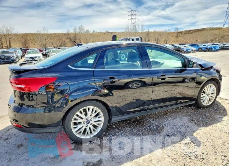 1FADP3J25HL288113 Photo# 3