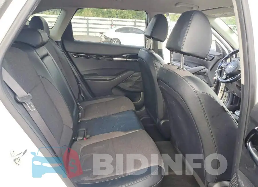 KNDEU2AA9M7141577 Photo# 11