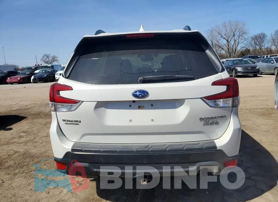 JF2SKASC2KH467927 Photo# 6
