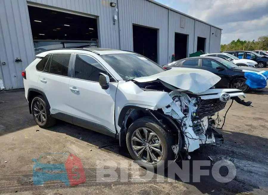 2T3B6RFV4SW088337 Photo# 4
