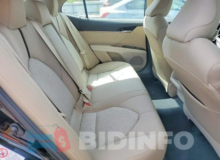 4T1B11HK4JU649680 Photo# 10