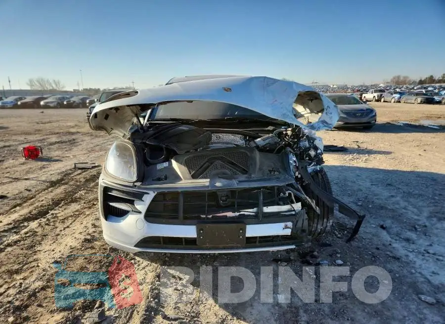 WP1AG2A54MLB54039 Photo# 5