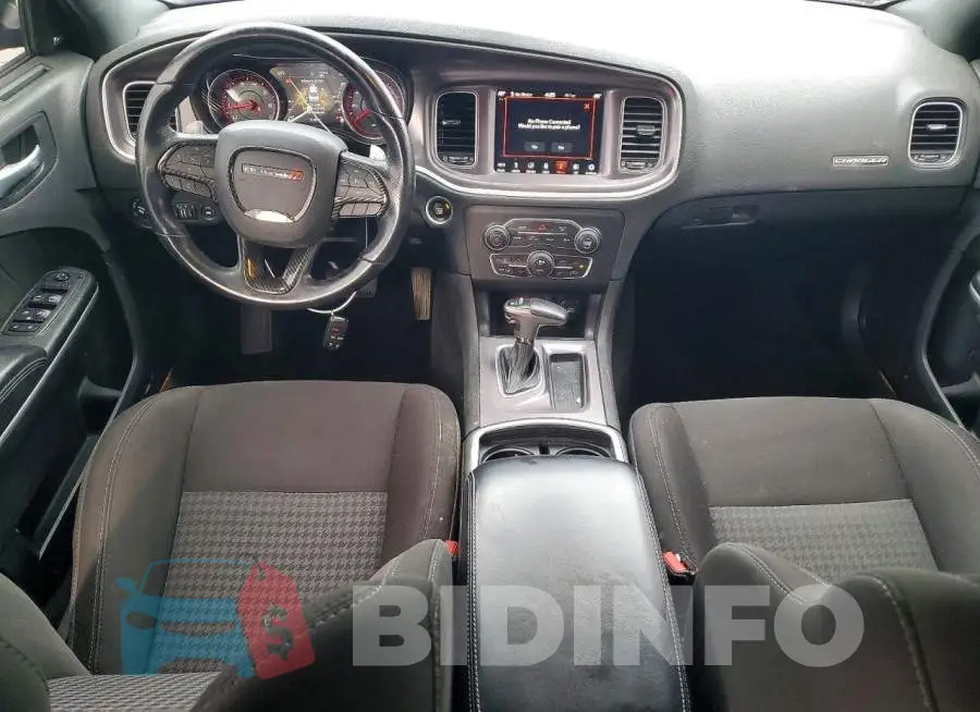 2C3CDXHG7KH747173 Photo# 8