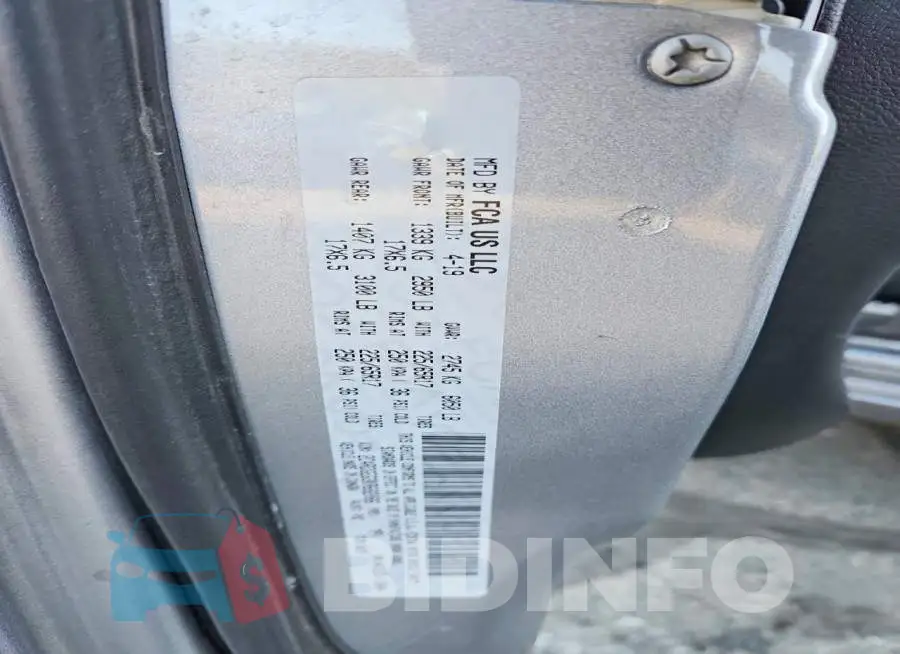 2C4RDGEG3KR682066 Photo# 13