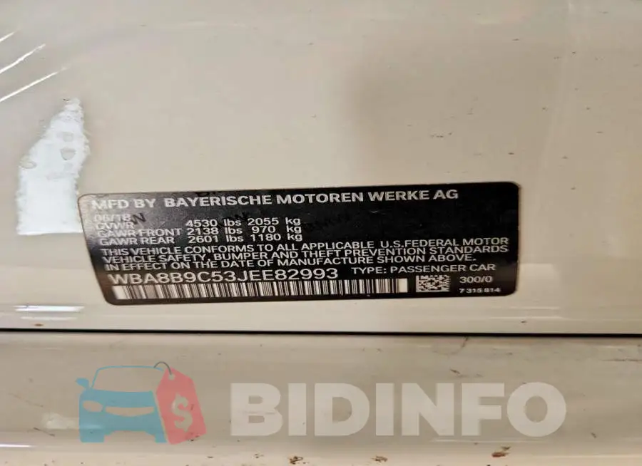 WBA8B9C53JEE82993 Photo# 12