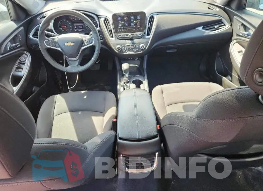 1G1ZD5ST1PF181562 Photo# 8