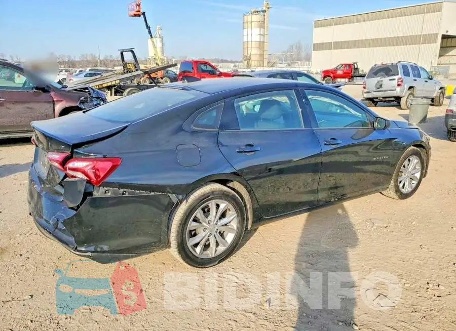 1G1ZD5ST8MF006432 Photo# 3