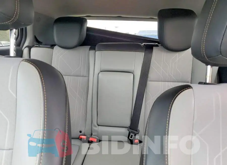 3GNCJLSB7KL176843 Photo# 10