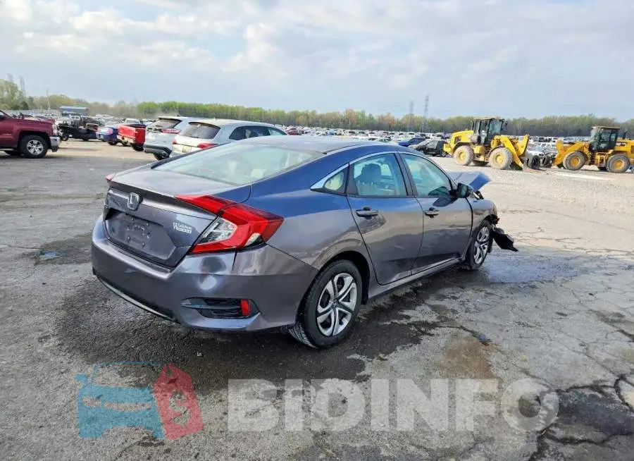 19XFC2F52HE032144 Photo# 3
