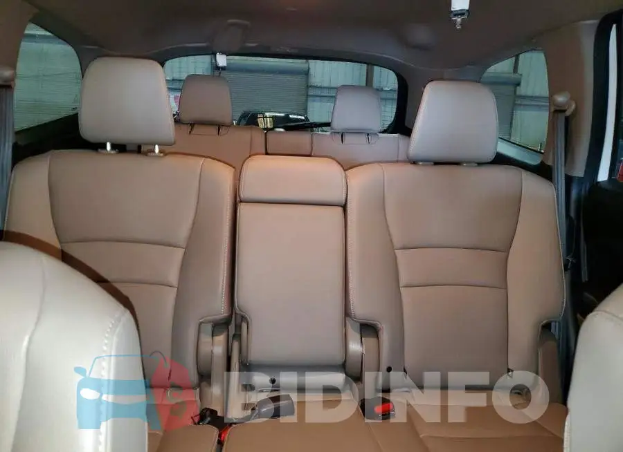5FNYF5H93JB011787 Photo# 10