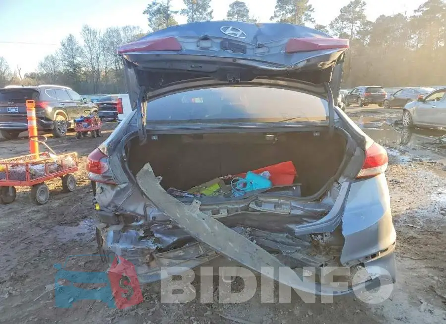 5NPD84LF8JH279543 Photo# 6
