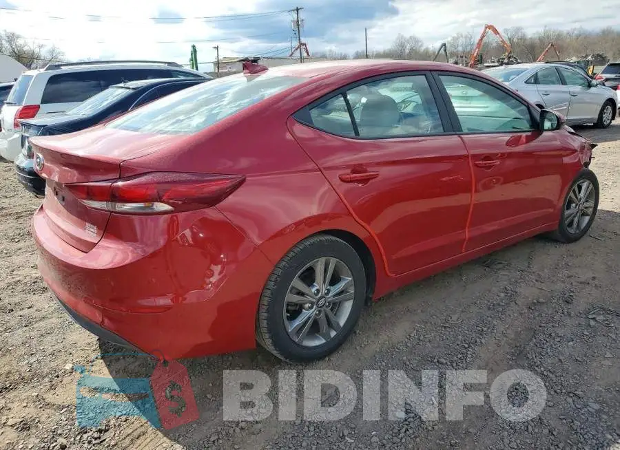 5NPD84LFXJH372175 Photo# 3