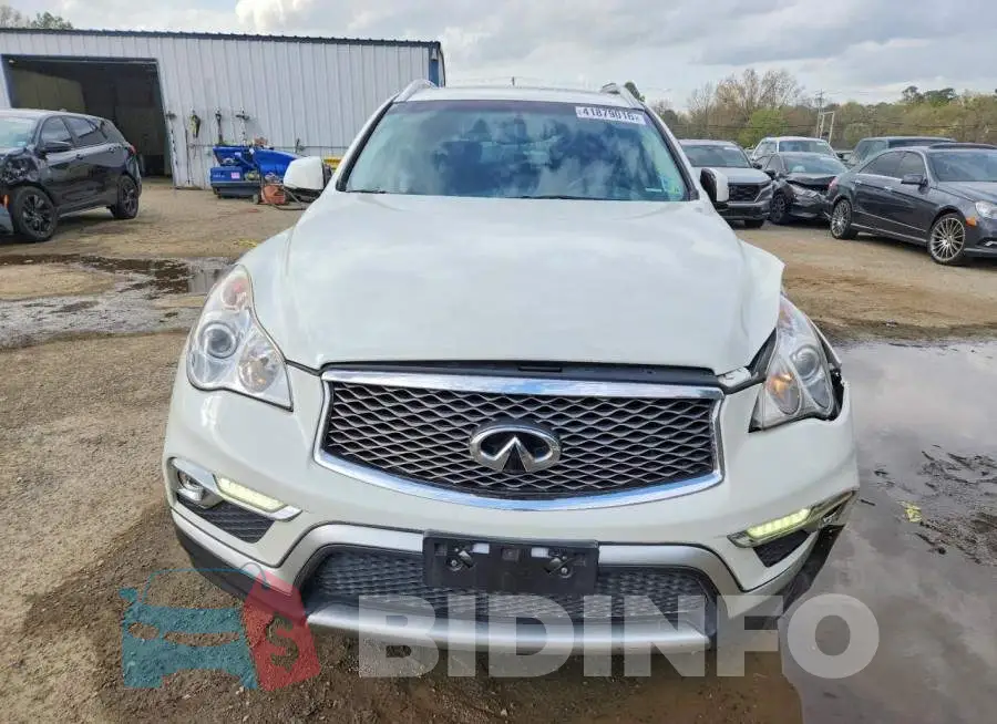 JN1BJ0RP5HM380188 Photo# 5