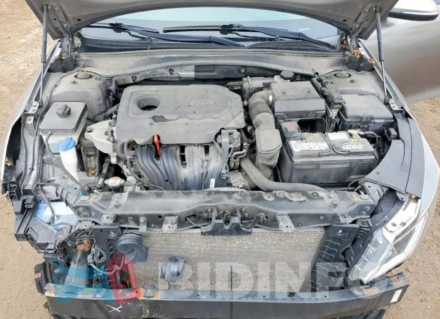 5XXGT4L31JG240256 Photo# 11