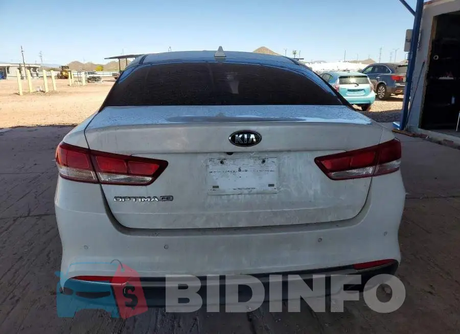 5XXGT4L34JG216582 Photo# 6