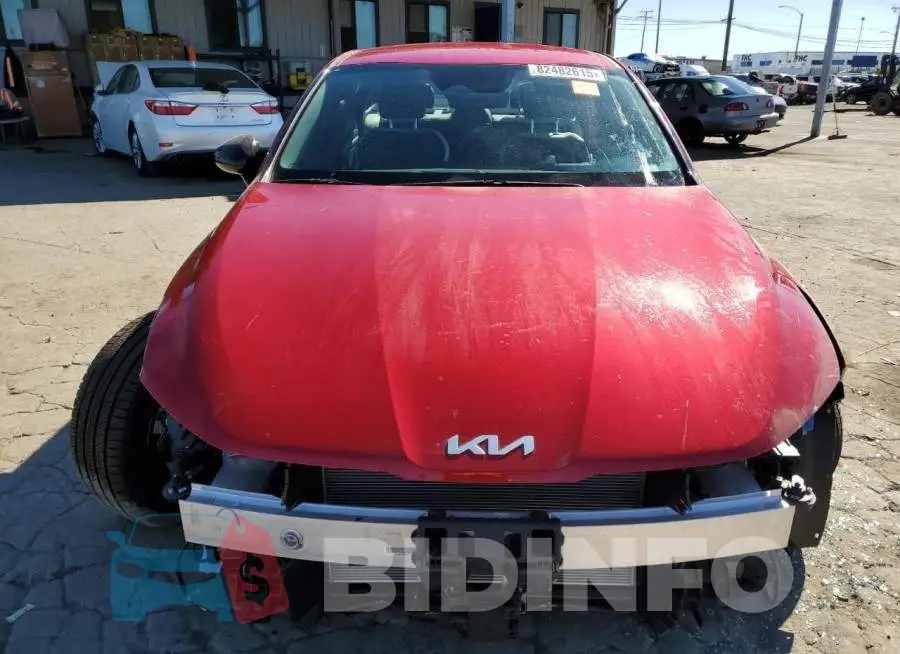 KNAG64J7XT5407523 Photo# 5