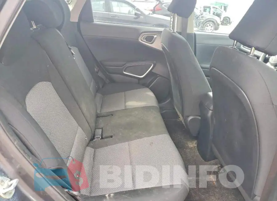 KNDJ23AUXL7077830 Photo# 10