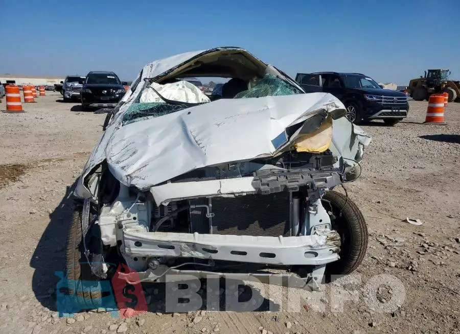 ML32A3HJ7LH000865 Photo# 5