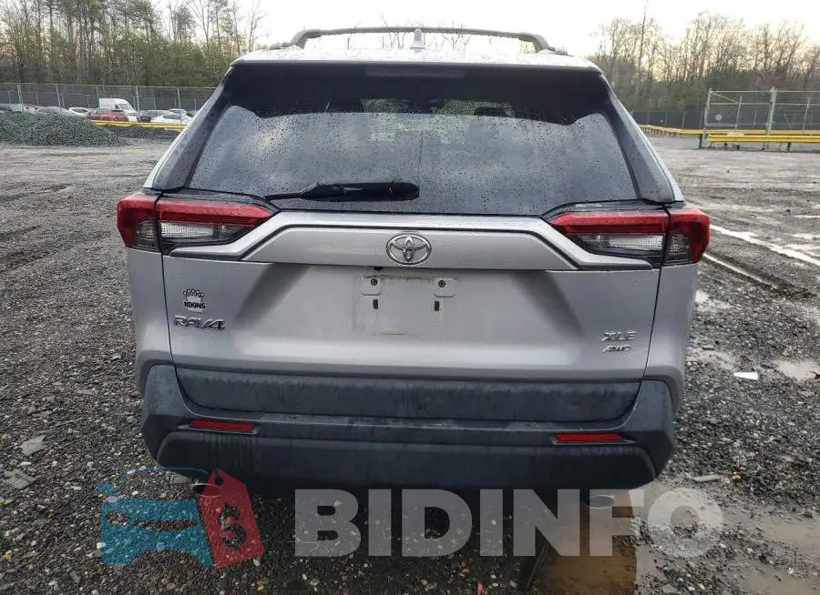 2T3A1RFV6KW067807 Photo# 6