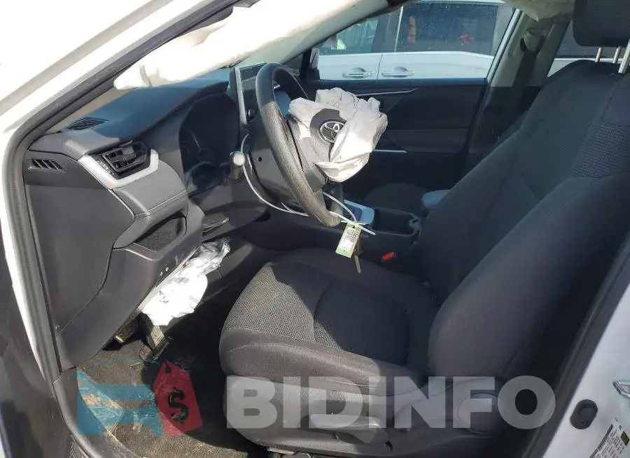 2T3F1RFV8RW443259 Photo# 7