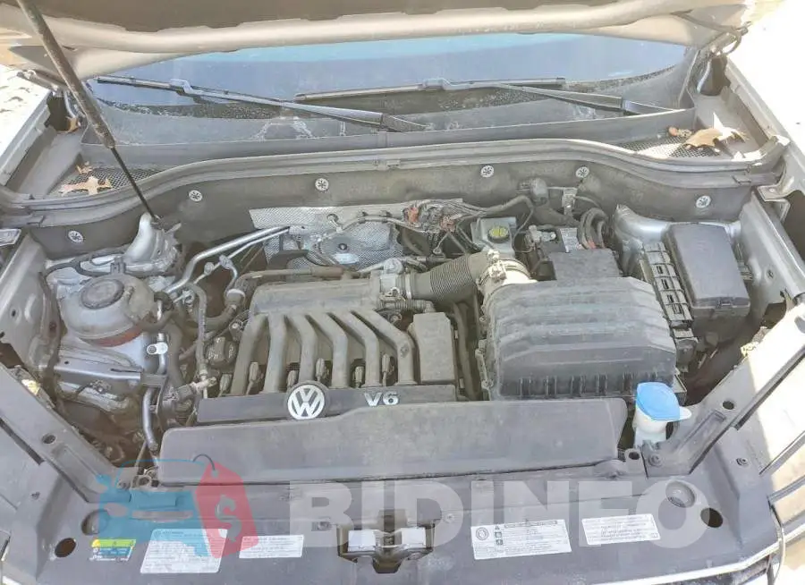 1V2MR2CA8KC587099 Photo# 12