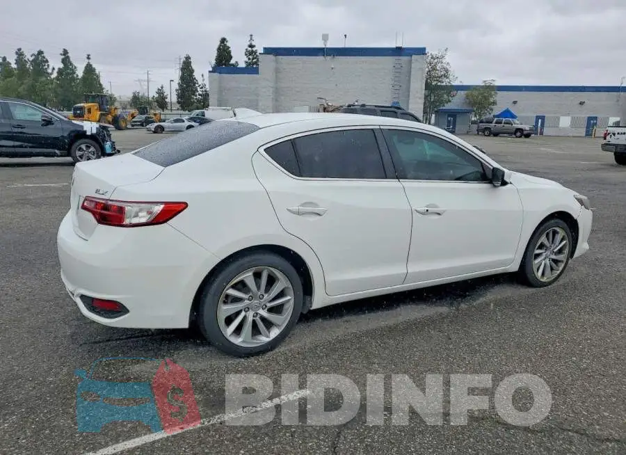 19UDE2F75JA002522 Photo# 3