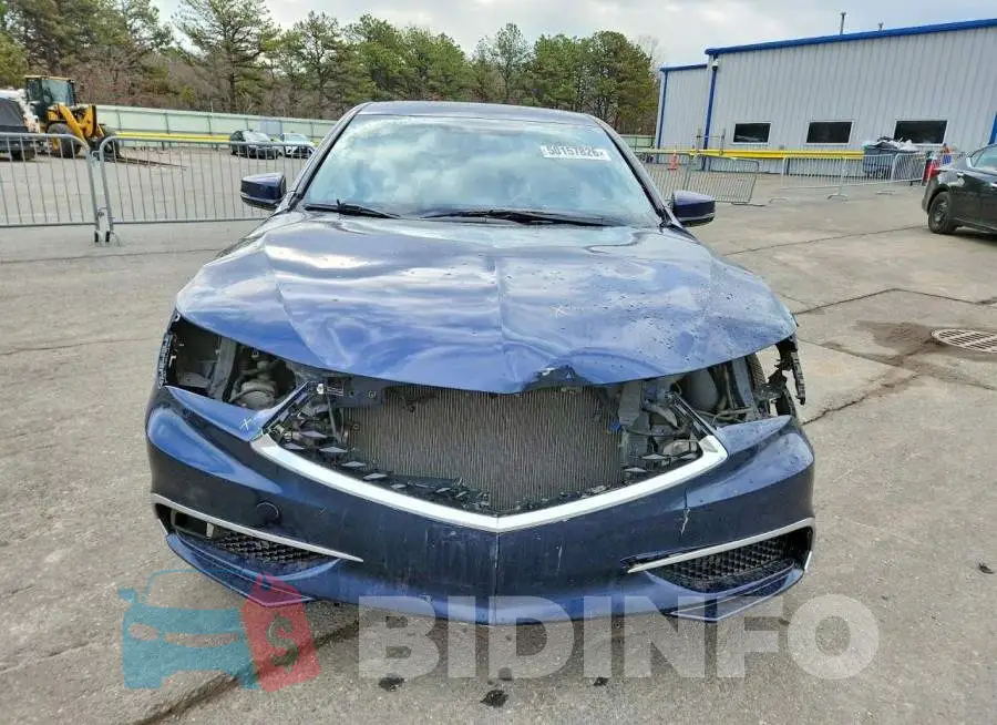 19UUB1F56KA009028 Photo# 5