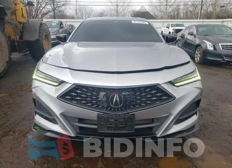19UUB6F55MA007478 Photo# 5
