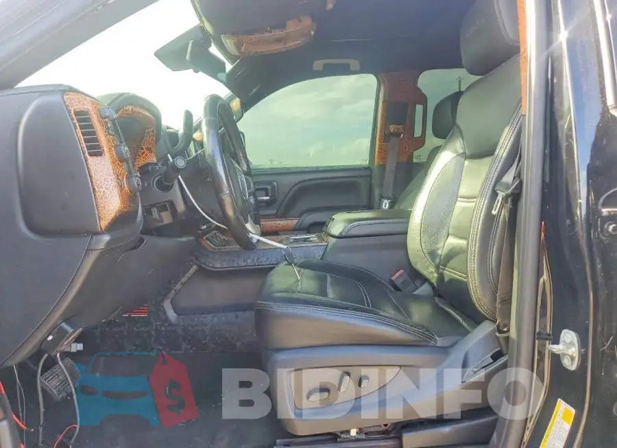 3GTU2PEJ3JG222664 Photo# 7