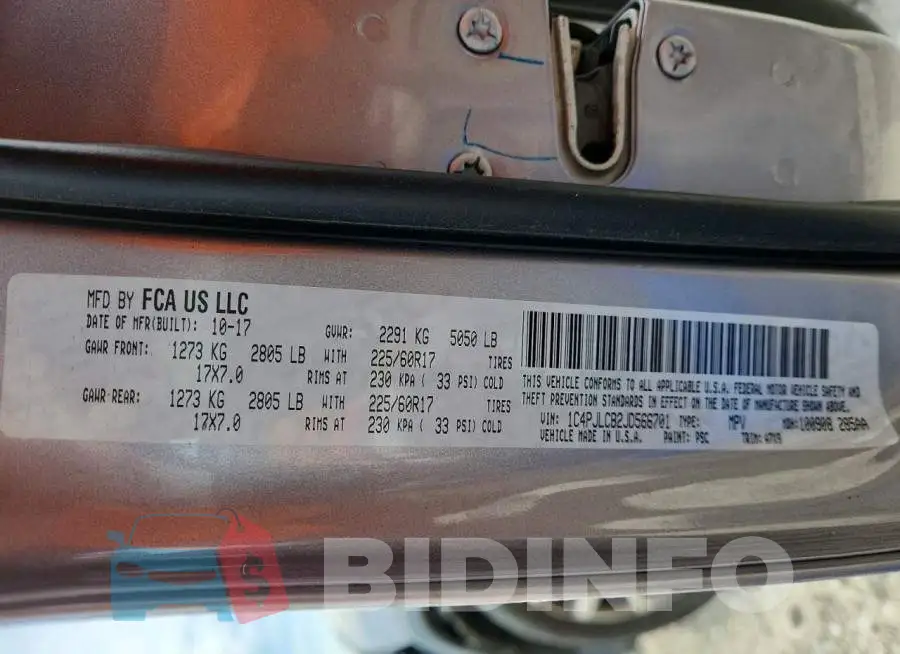 1C4PJLCB2JD566701 Photo# 13