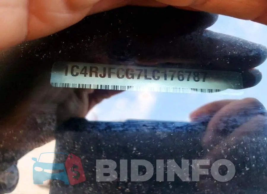 1C4RJFCG7LC176787 Photo# 13