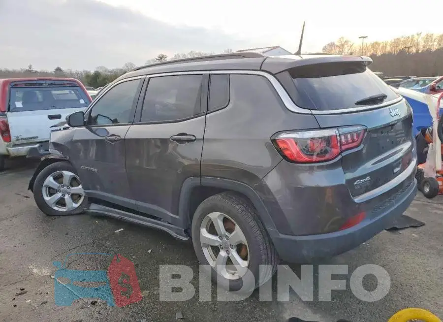 3C4NJDBBXJT457539 Photo# 2