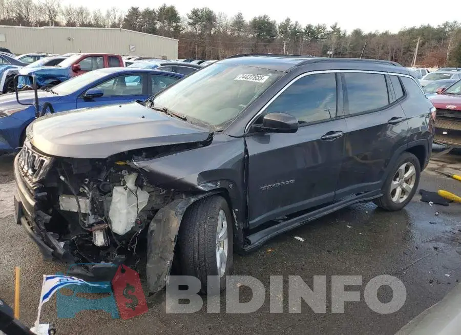3C4NJDBBXJT457539 Photo# 1