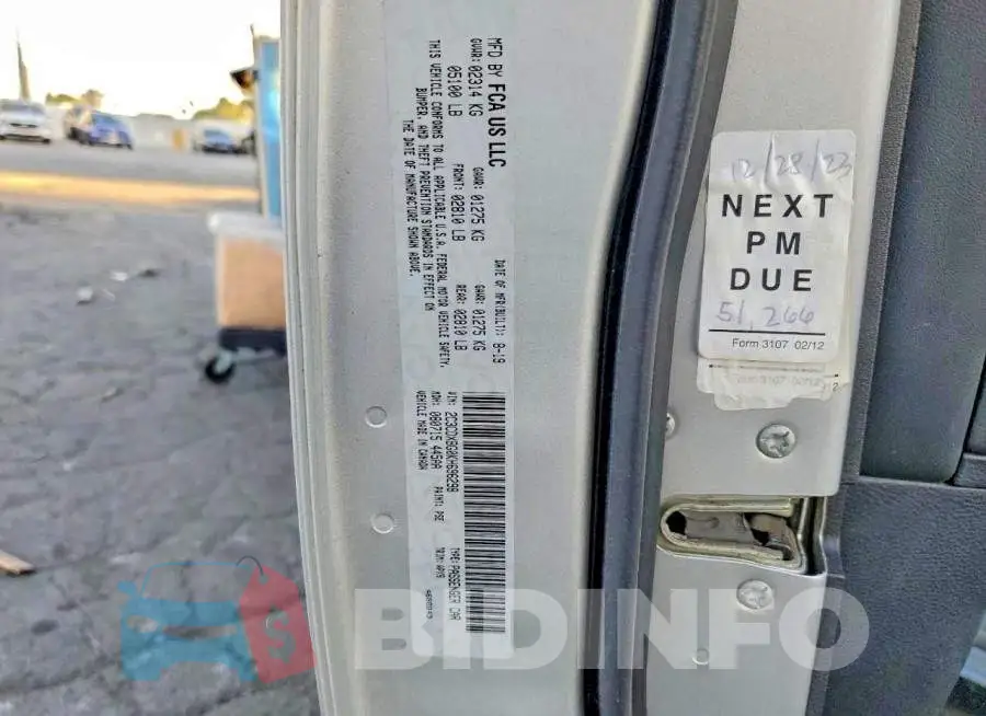 2C3CDXBG0KH696298 Photo# 12