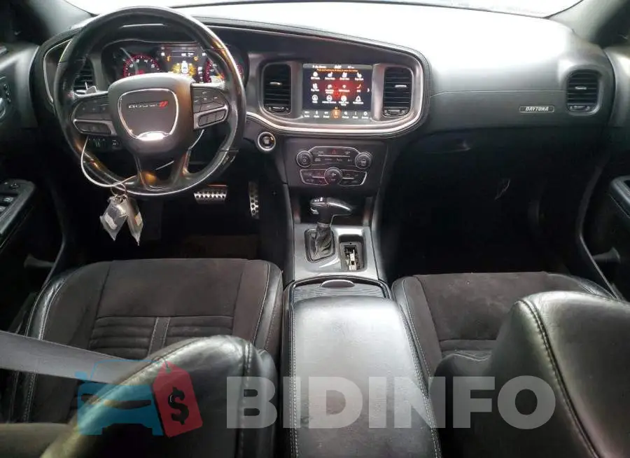2C3CDXGJ4KH742672 Photo# 8