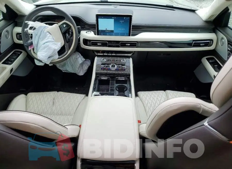 5LM5J9XC9RGL04884 Photo# 8