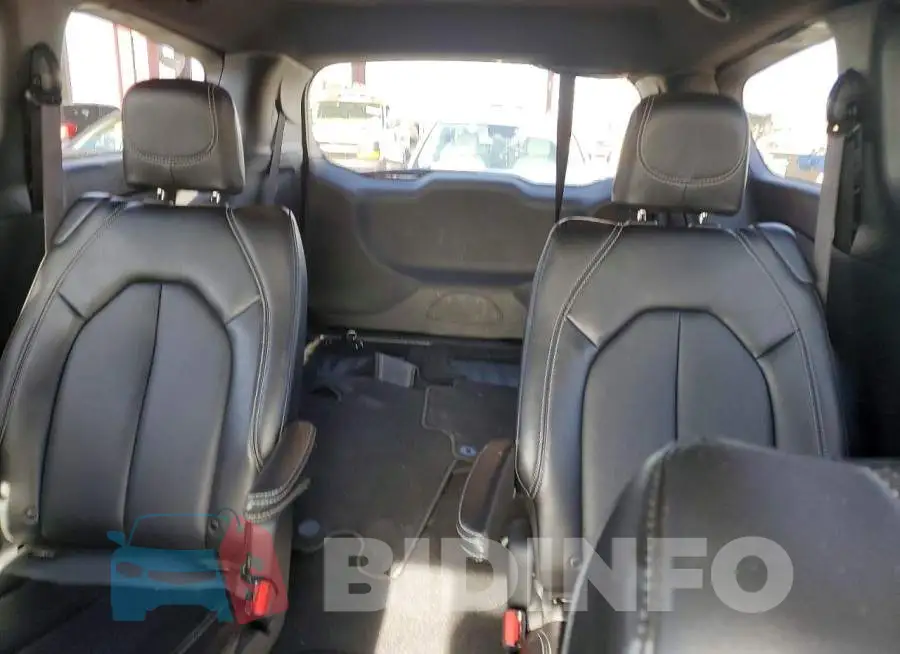 2C4RC1BG6SR568342 Photo# 10