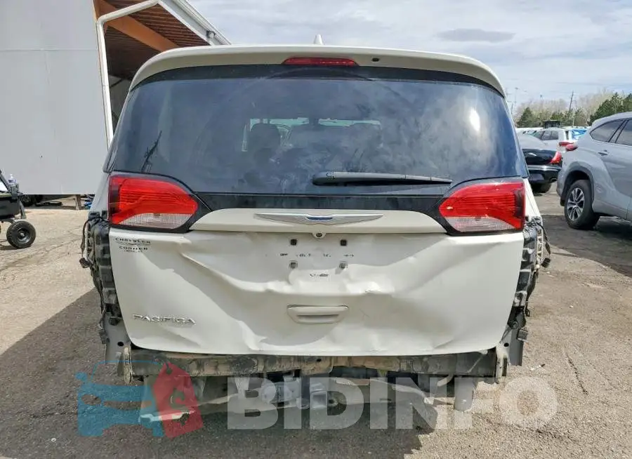 2C4RC1EG3HR839698 Photo# 6