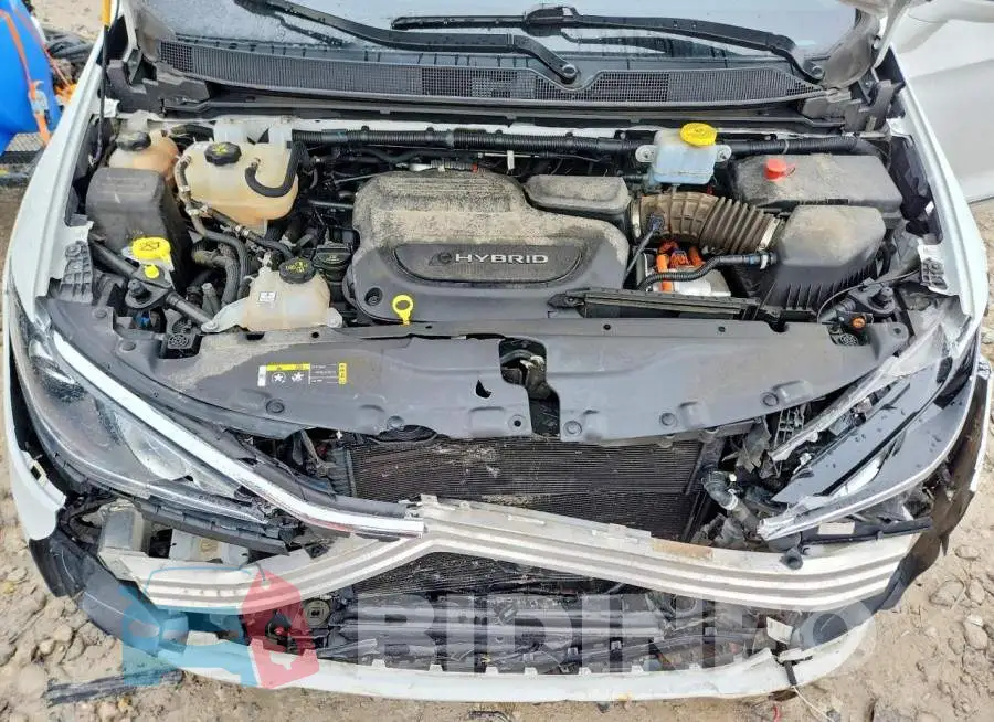 2C4RC1N7XJR139697 Photo# 12