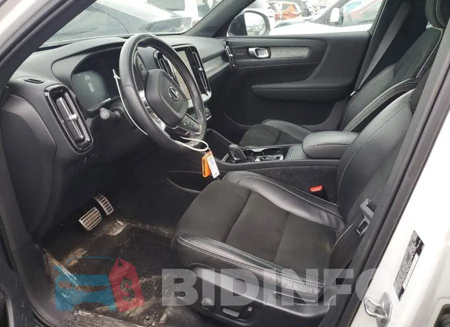 YV4162UM5M2522514 Photo# 7