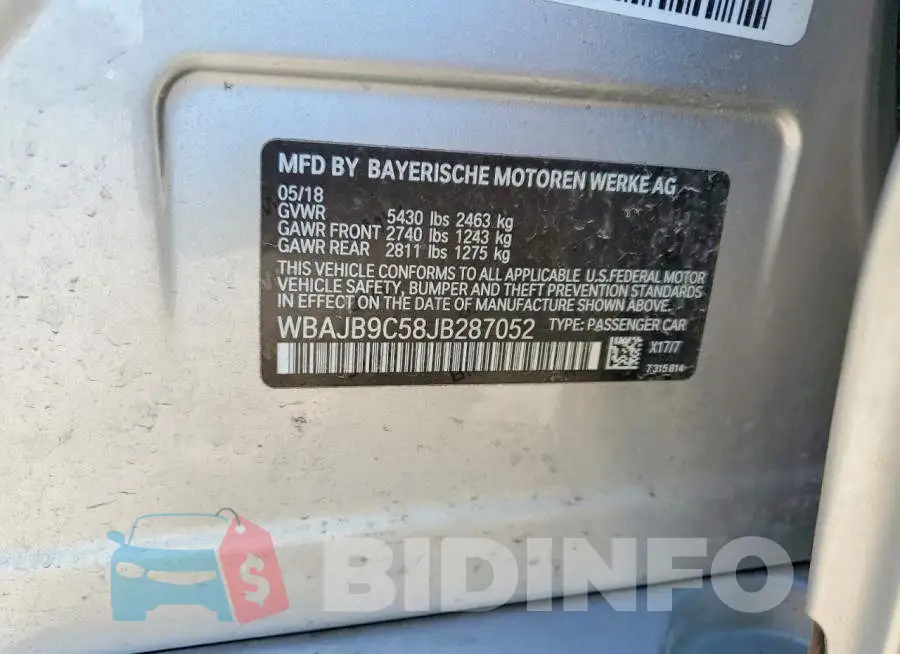 WBAJB9C58JB287052 Photo# 12